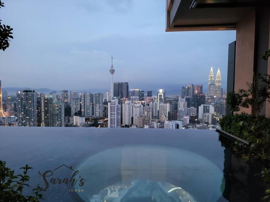 Lucentia World Class Facilities Infinity Pool Stunning View Pangsapuri